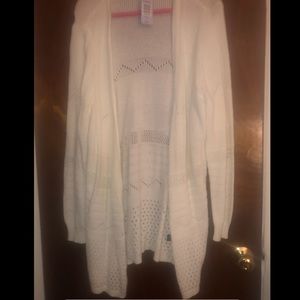 Loose fitting ivory knit stitching cardigan